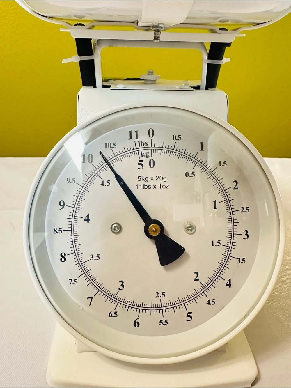 Ashland White Analog Kitchen Scale with Removable Tray